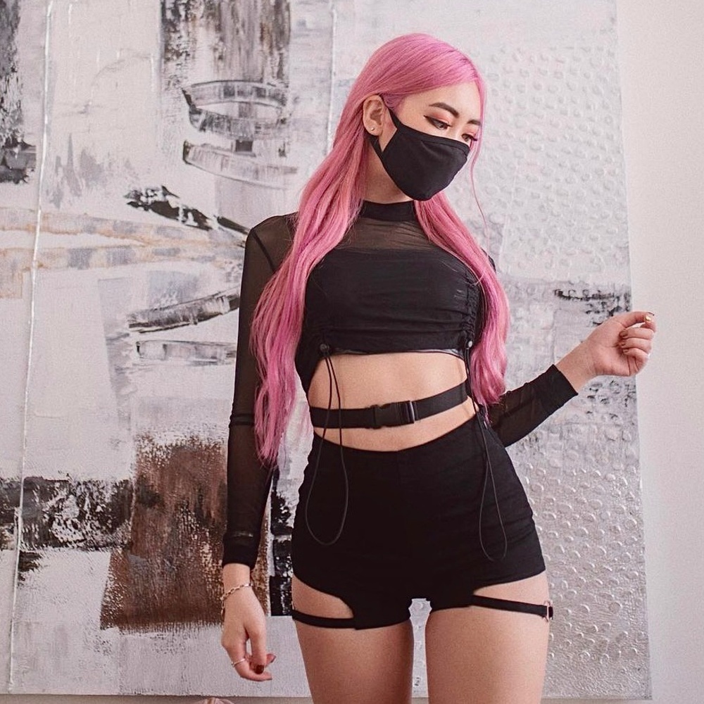 Side Strap Thigh Cut Out Shorts